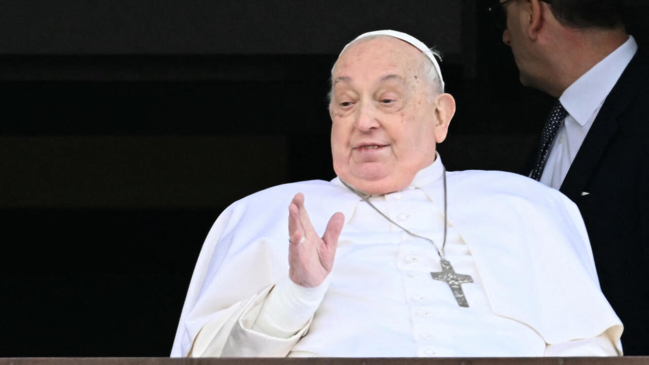 Église Catholique :le Pape François retrouve les fidèles après 39 jours de réclusion de sa maladie